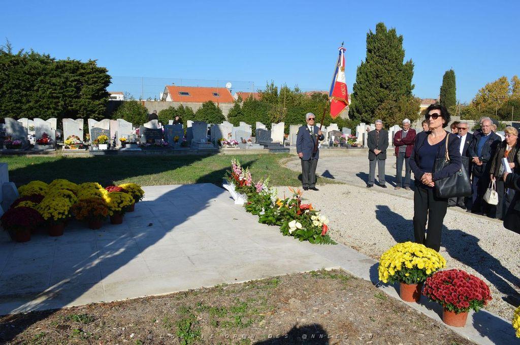 CEREMONIE DU 1 NOVEMBRE 2015 CIMETIERE DE MAZARGUES (24).JPG